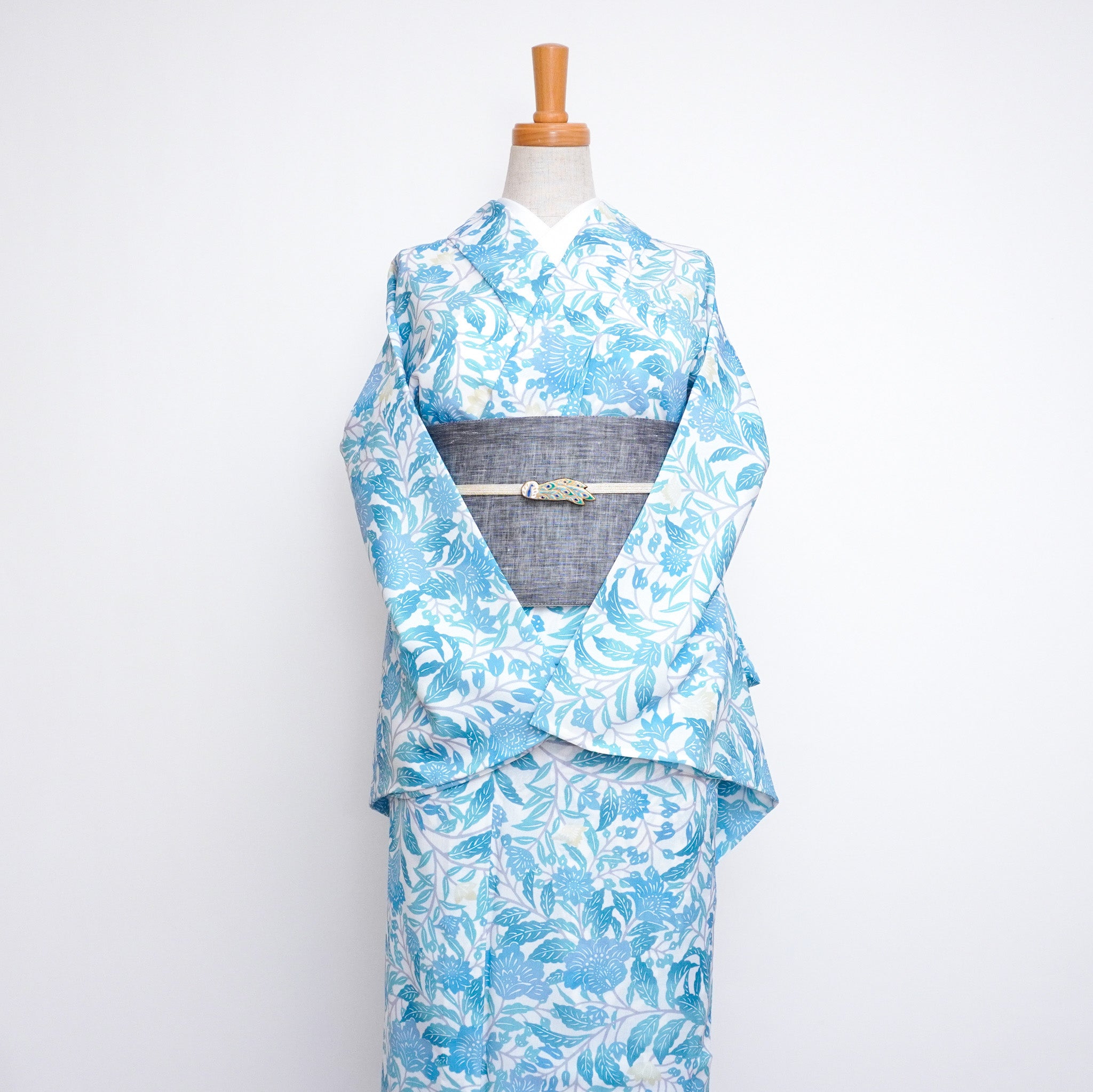 プレタ夏着物 花サラサ(ブルーグリーン)|単衣|バチ衿|生地:日本|吸汗速乾|素材:ポリエステル100% (東レ セオα)|手洗い 洗濯機可