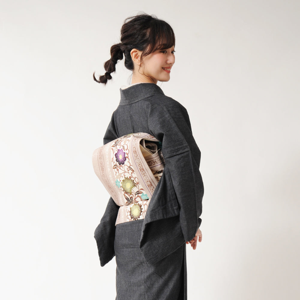 京袋帯 シャングリラ献上(ベージュ)|楽園|花|前柄アレンジ|サイズ:長さ約375cm幅約31cm|素材:表地 絹100%裏地 絹綿混|生産:日本