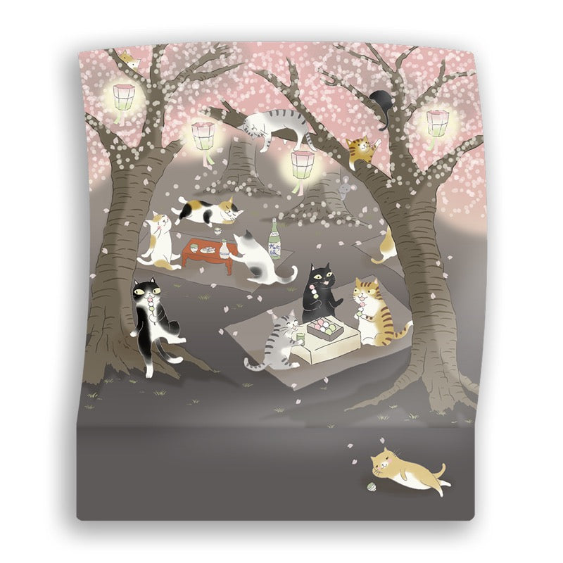 京袋帯 お花見猫(夜桜)|前柄アレンジ|サイズ:長さ約375cm幅約31cm|素材:表地 絹100%裏地 絹綿混|生産:日本