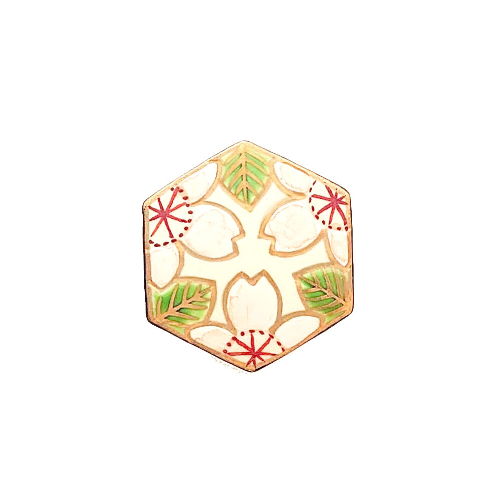 帯留め さくら(ピンク)|五福 × WA・KKA オリジナル帯留め|陶芸家・五福香菜子|清水焼|サイズ:縦約4cm幅約3.5cm高さ約1cm|品質:陶製(桐箱入り)