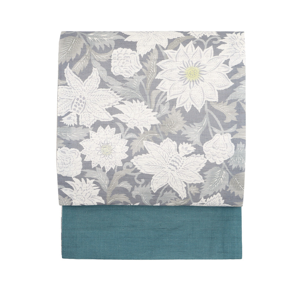 麻京袋帯 フロレゾン（グレー）｜花柄｜前柄アレンジ｜サイズ：長さ約375cm幅約31cm｜素材：表地 近江の麻100%