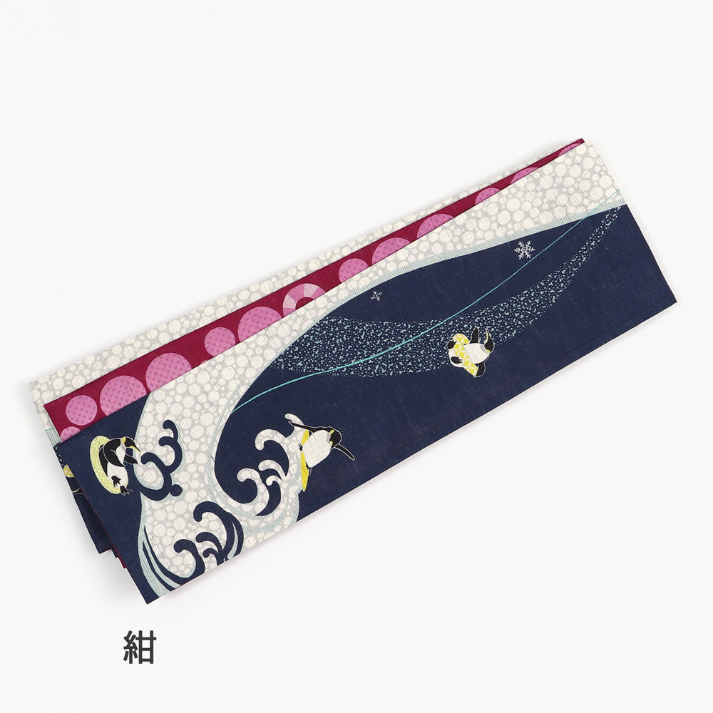 麻半巾帯 ペンギン夏遊び（紺）｜前柄アレンジ｜サイズ：長さ約375cm幅約31cm｜素材：表地 近江の麻100%